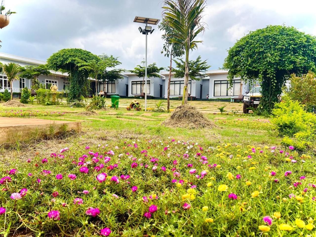 Chomkatae Bungalows Sen Monourom Exteriör bild
